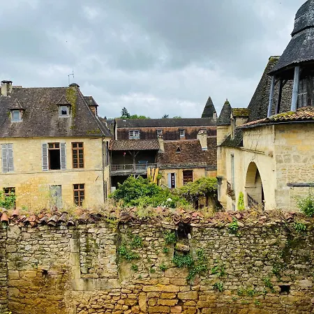 Sarlat.catalina Lägenhet *