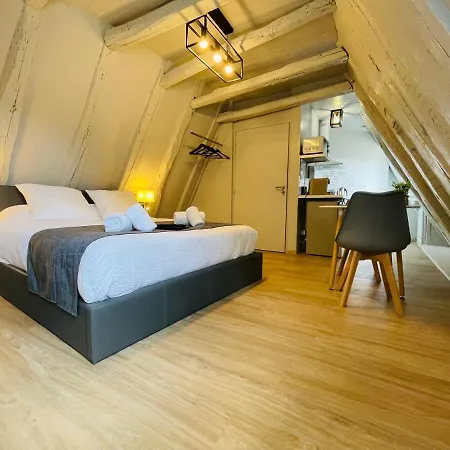 Sarlat.catalina アパート *