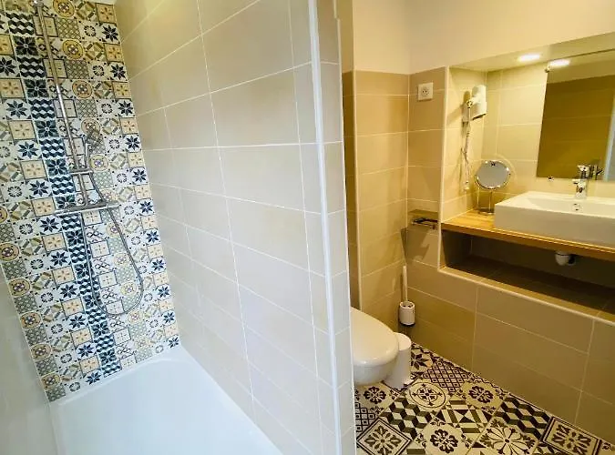 Sarlat.catalina 사흘라 라 카네다