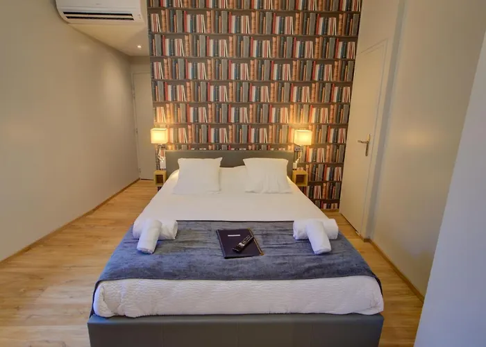 Sarlat.catalina 사흘라 라 카네다