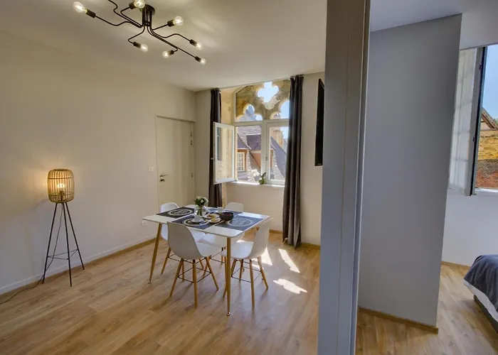 아파트 Sarlat.catalina *